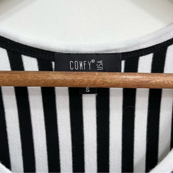 Comfy USA Black White Striped Abstract Sleeveless Asymmetrical Dress Size Small - Picture 8 of 10